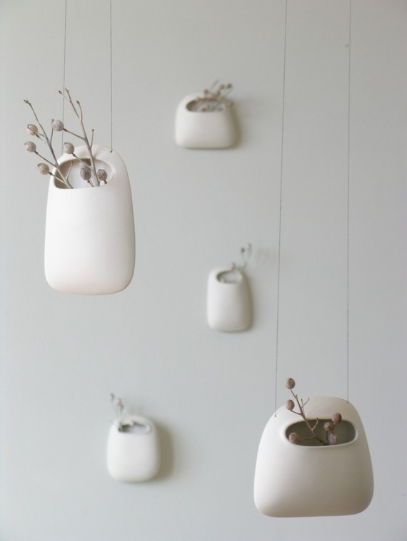 Small Hanging Vertical Pod Wall Vase white ceramic
